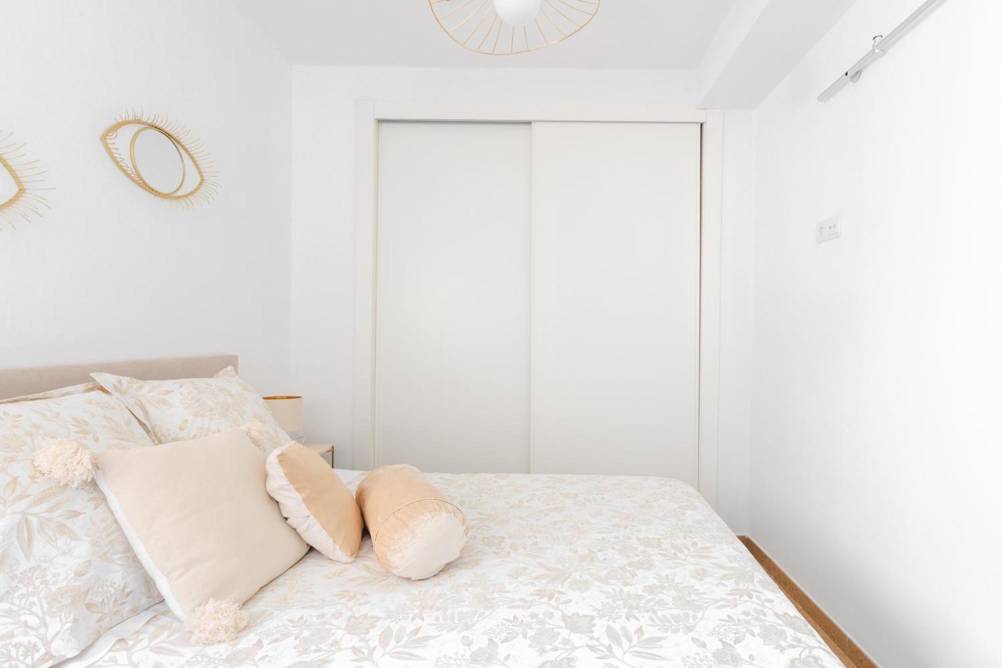 Puerta Del Centro Apartment Малага Екстериор снимка
