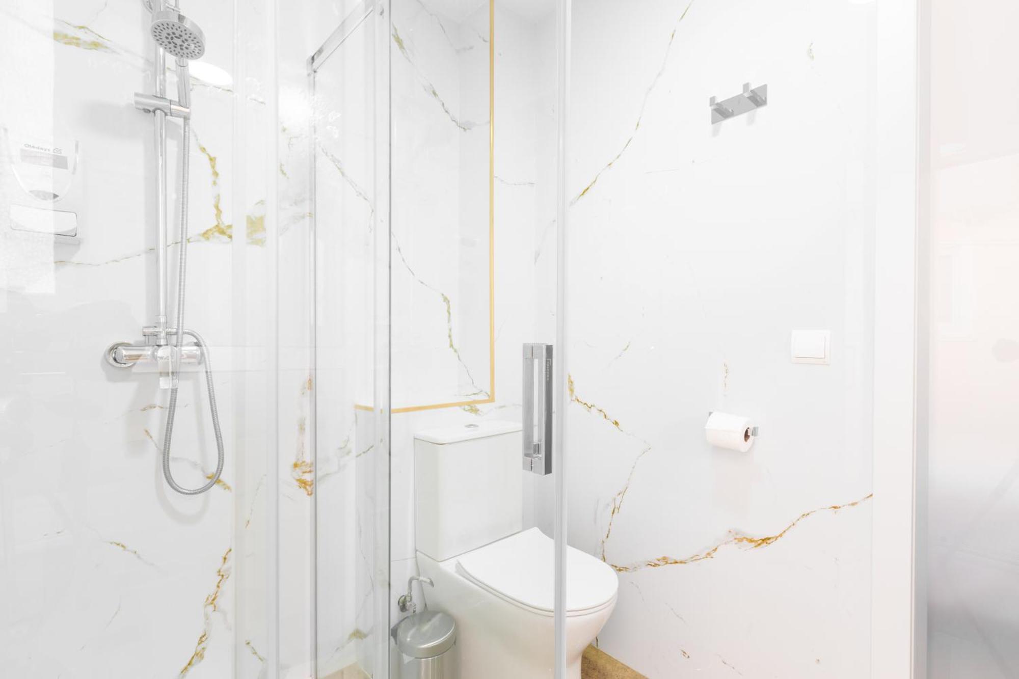 Puerta Del Centro Apartment Малага Екстериор снимка